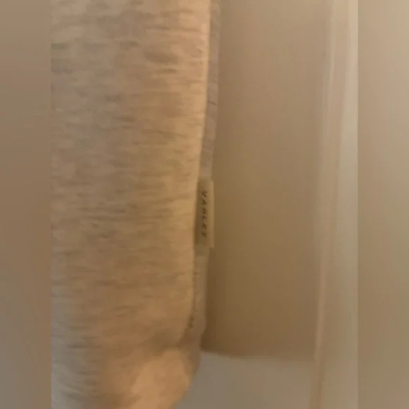 Varley Ivory Marl Double Soft Women's Otis Sleeveless Sweatshirt Sz XS - Picture 7 of 14